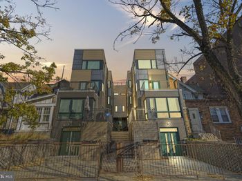 4727 Walnut Street