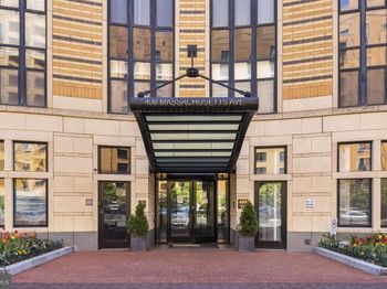 400 Massachusetts Avenue NW