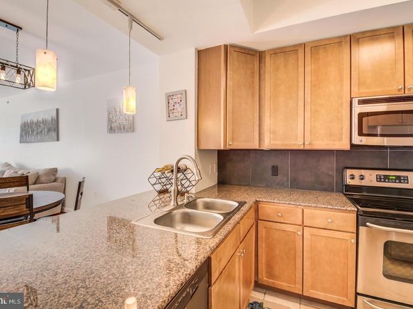 400 Massachusetts Avenue NW 701, Washington DC 20001