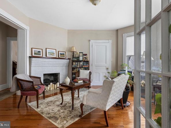 315 N Swarthmore Avenue, Ridley Park PA 19078