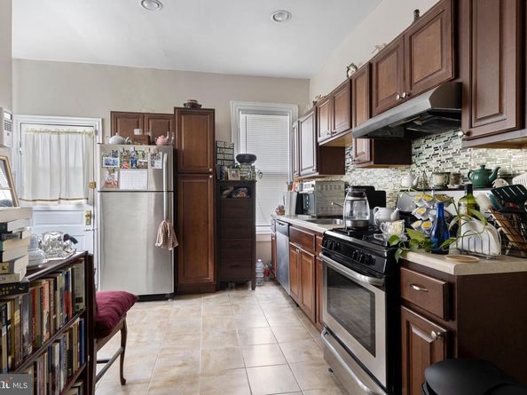 315 N Swarthmore Avenue, Ridley Park PA 19078