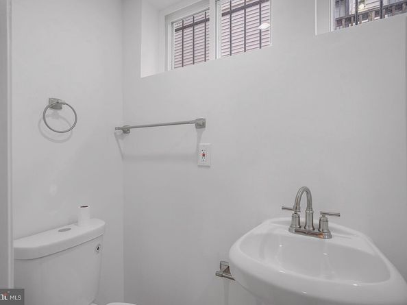 6021 North Dakota Avenue NW, Washington DC 20011