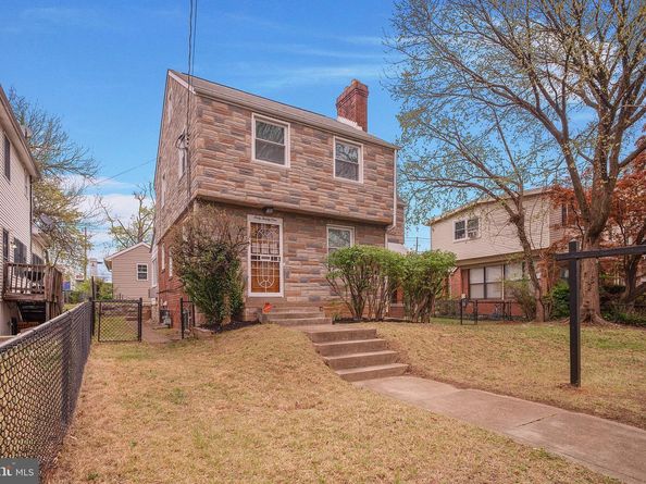 6021 North Dakota Avenue NW, Washington DC 20011
