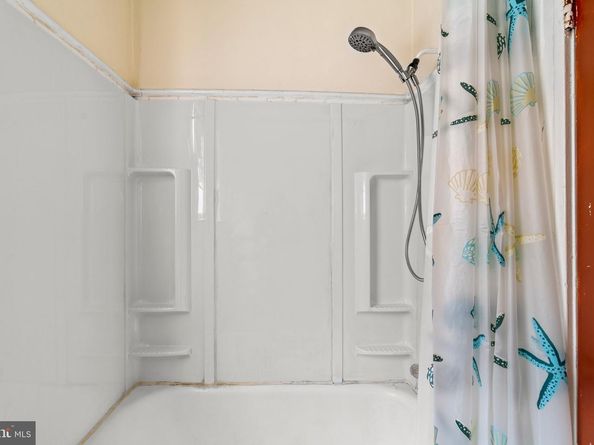 4935 Old York Road, Philadelphia PA 19141