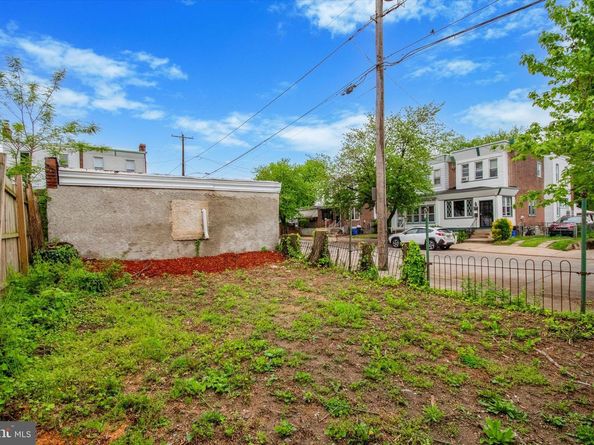 5950 N 13TH Street, Philadelphia PA 19141