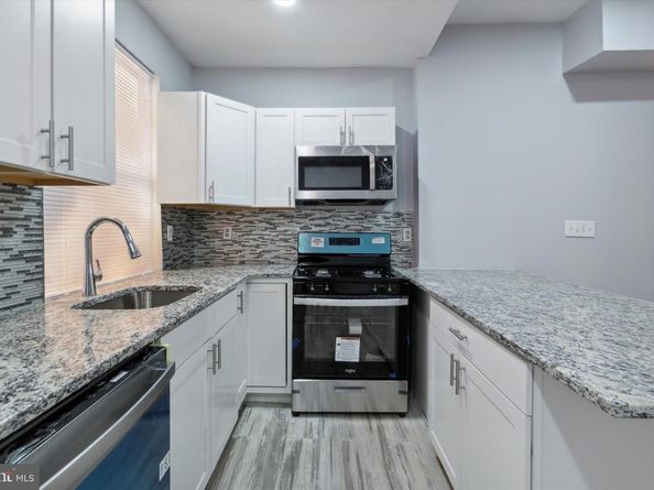 5950 N 13TH Street, Philadelphia PA 19141