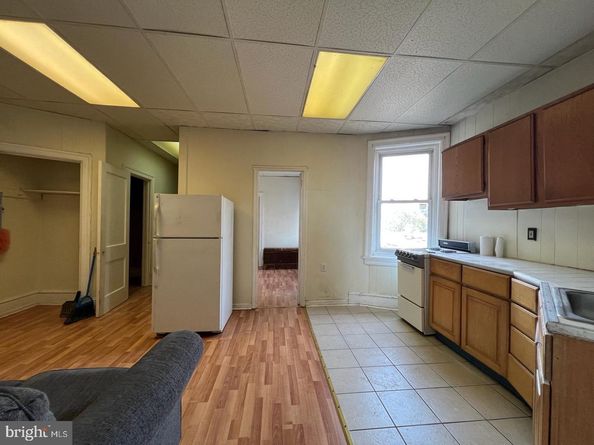 4814 N Broad Street, Philadelphia PA 19141