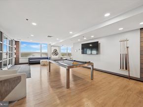 717 S Columbus Boulevard 812, Philadelphia PA 19147