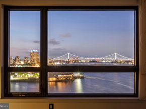 717 S Columbus Boulevard 812, Philadelphia PA 19147