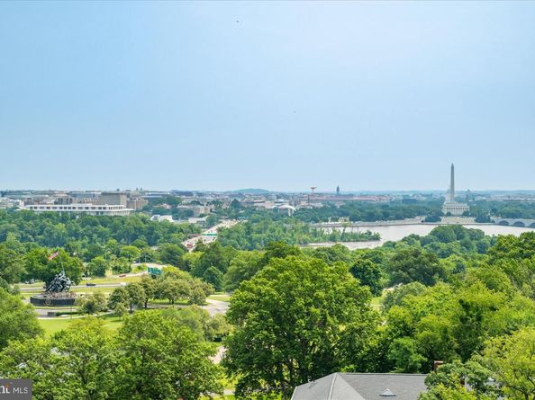 1200 N Nash Street 838, Arlington VA 22209