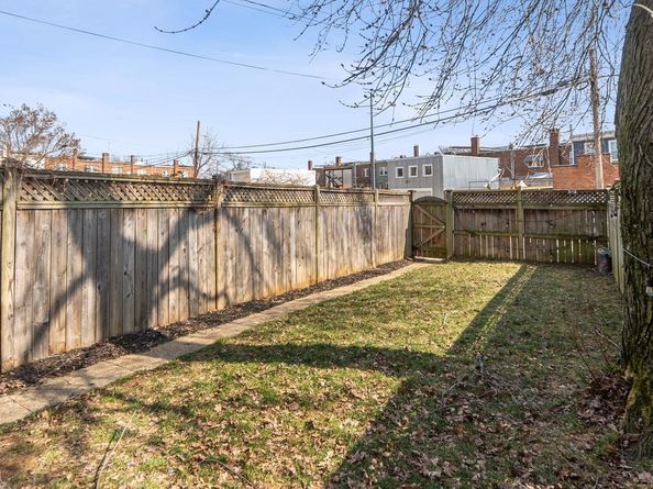 541 25TH Place NE, Washington DC 20002