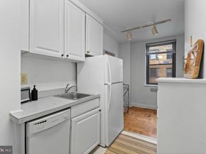 2601 Pennsylvania Avenue 952, Philadelphia PA 19130