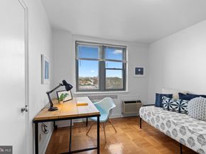 2601 Pennsylvania Avenue 952, Philadelphia PA 19130