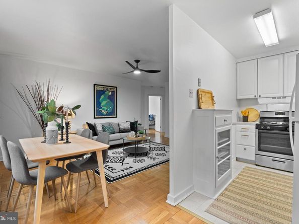 2601 Pennsylvania Avenue 952, Philadelphia PA 19130