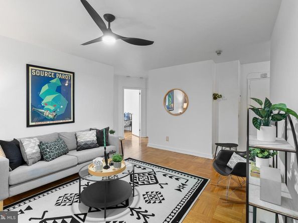 2601 Pennsylvania Avenue 952, Philadelphia PA 19130