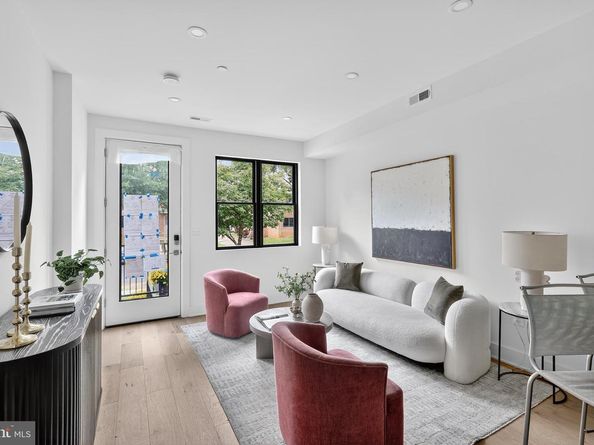 828 21st Street NE 2, Washington DC 20002