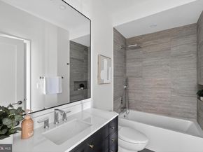 828 21st Street NE 2, Washington DC 20002