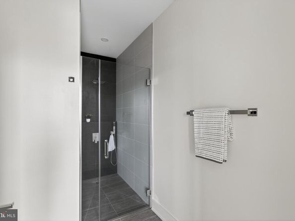828 21st Street NE 2, Washington DC 20002