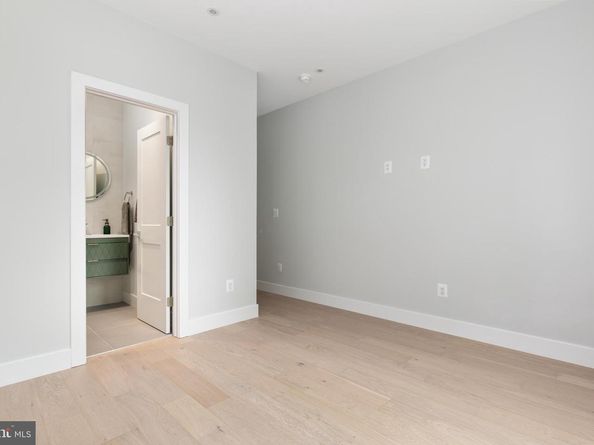 7435 Nigh Road, Falls Church VA 22043