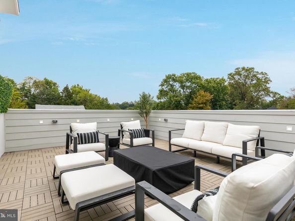 7435 Nigh Road, Falls Church VA 22043