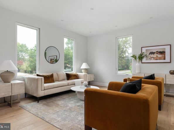 7435 Nigh Road, Falls Church VA 22043