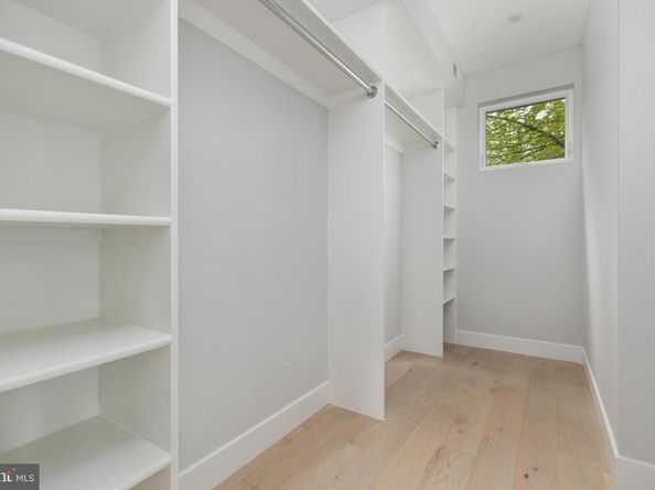 7435 Nigh Road, Falls Church VA 22043
