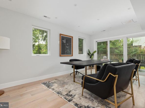 7435 Nigh Road, Falls Church VA 22043