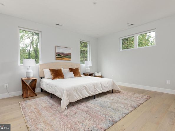 7435 Nigh Road, Falls Church VA 22043