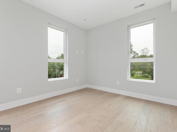 7435 Nigh Road, Falls Church VA 22043