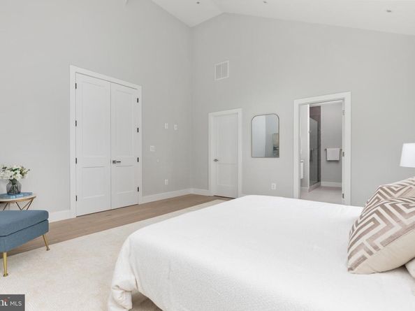 7435 Nigh Road, Falls Church VA 22043
