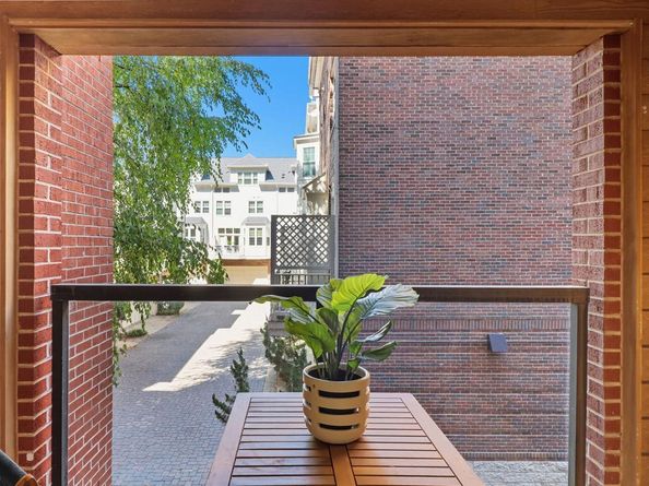 1029 N Stuart Street 204, Arlington VA 22201