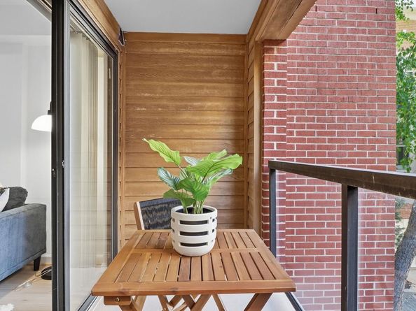 1029 N Stuart Street 204, Arlington VA 22201