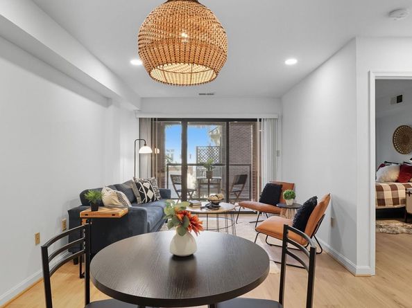1029 N Stuart Street 204, Arlington VA 22201