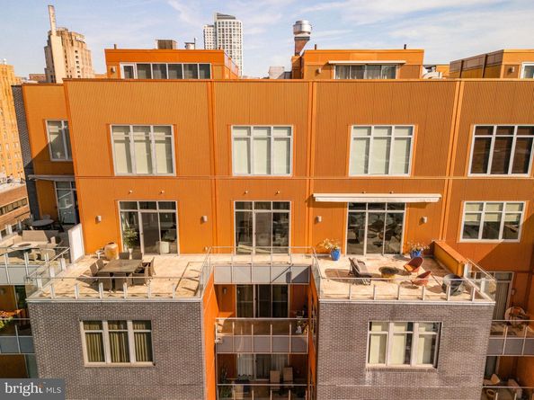 1111 Locust Street PH10D, Philadelphia PA 19107