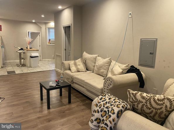 1414 S 52nd Street, Philadelphia PA 19143