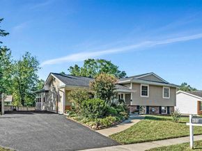400 E Poplar Road, Sterling VA 20164