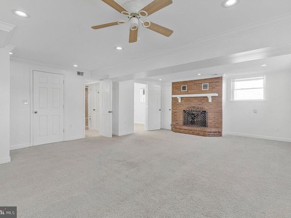 400 E Poplar Road, Sterling VA 20164