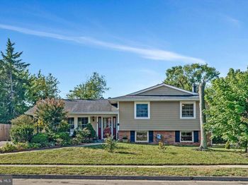 400 E Poplar Road