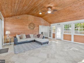 400 E Poplar Road, Sterling VA 20164