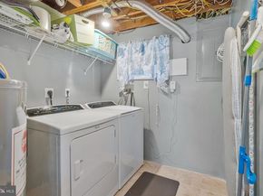 400 E Poplar Road, Sterling VA 20164