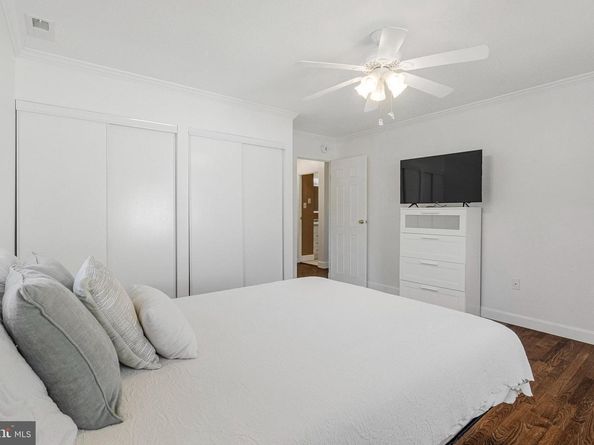 400 E Poplar Road, Sterling VA 20164