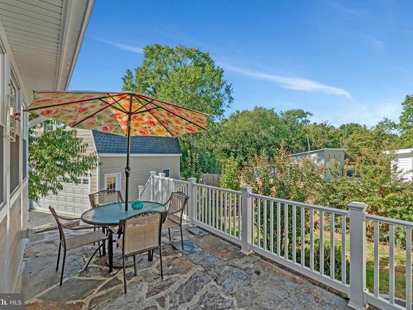 400 E Poplar Road, Sterling VA 20164