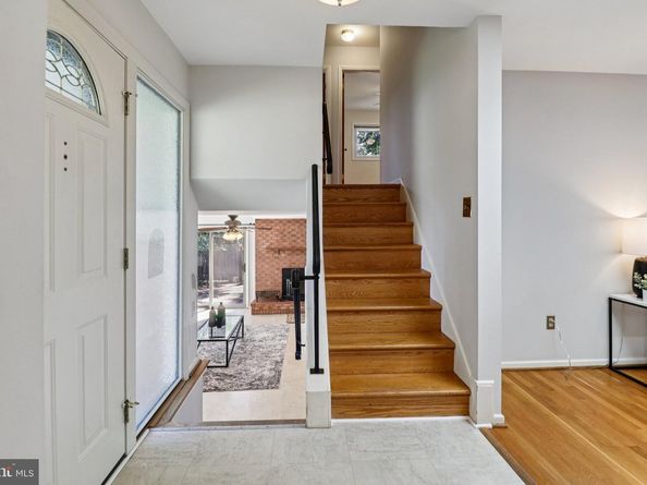 2638 Bowling Green Drive, Vienna VA 22180