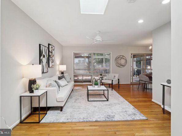 2638 Bowling Green Drive, Vienna VA 22180