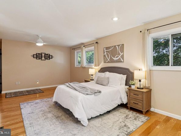 2638 Bowling Green Drive, Vienna VA 22180