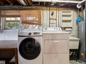 2638 Bowling Green Drive, Vienna VA 22180