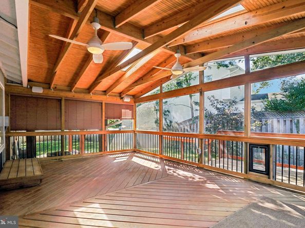 2638 Bowling Green Drive, Vienna VA 22180