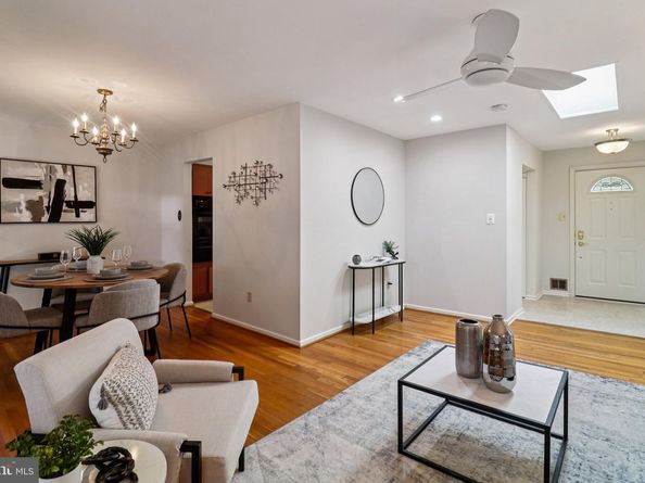 2638 Bowling Green Drive, Vienna VA 22180