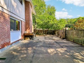 2638 Bowling Green Drive, Vienna VA 22180