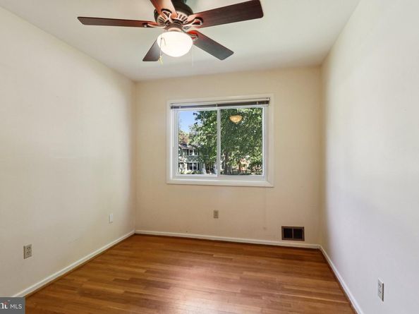 2638 Bowling Green Drive, Vienna VA 22180